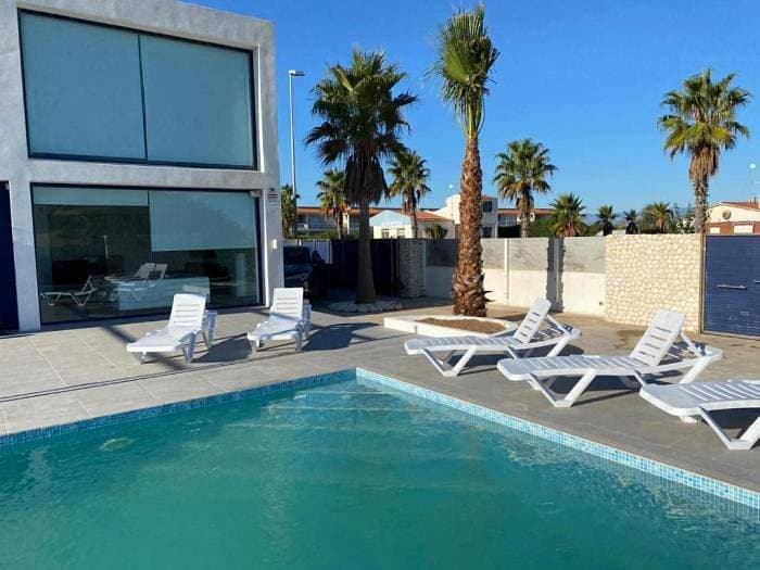 Foto 4 von 28: Traumvilla mit Meeresblick und Privatpool
