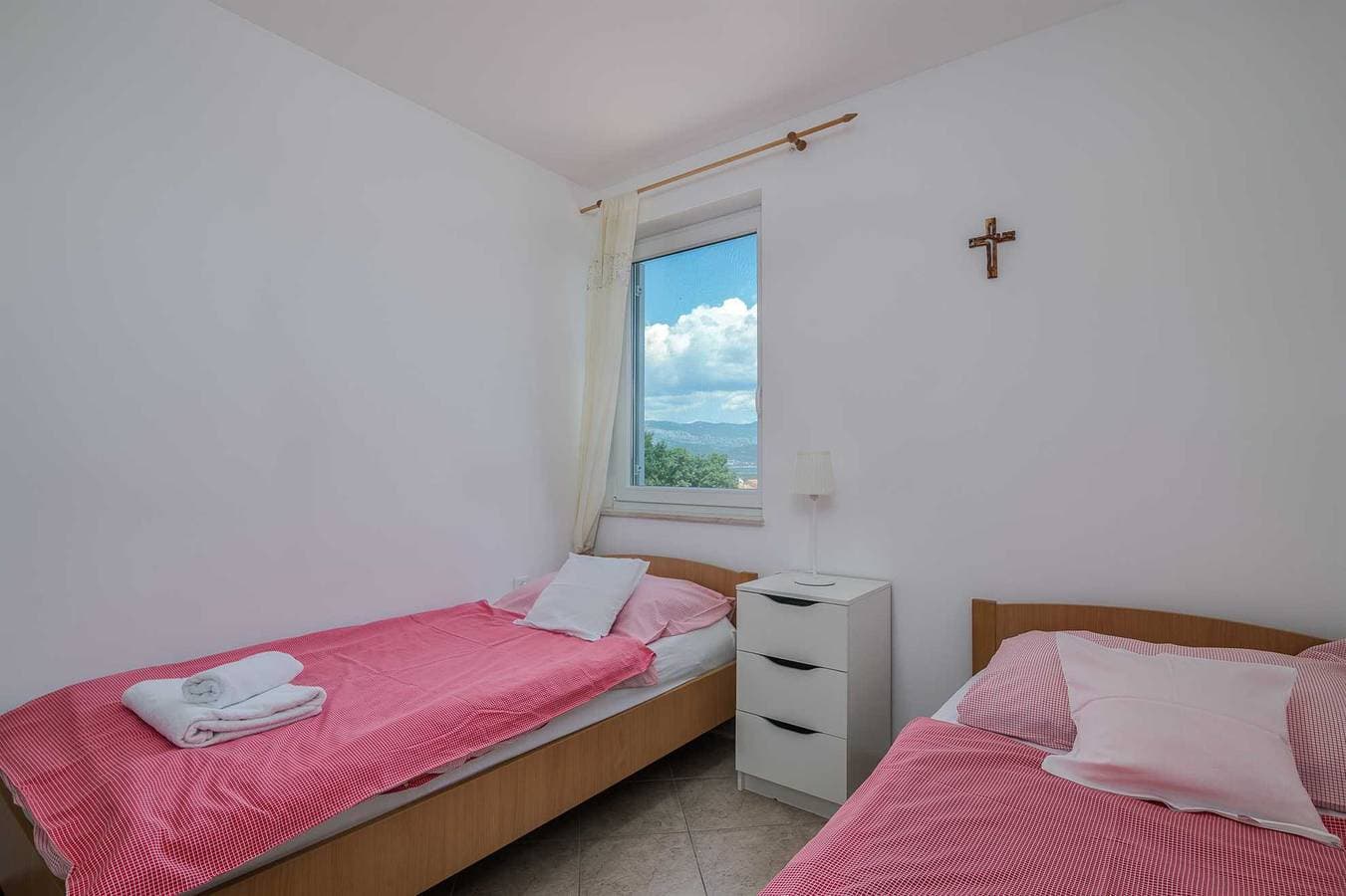 Foto 5 von 16: Apartment Šop mit Balkon