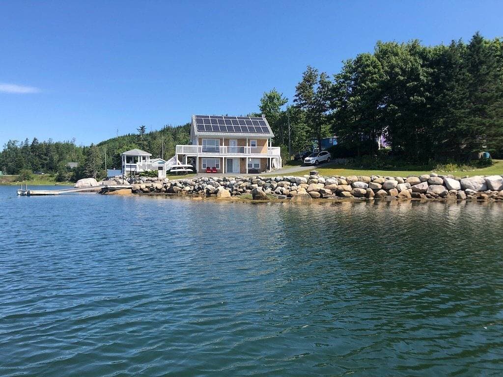 Foto 13 von 36: Cottage Cove Oceanfront Retreat