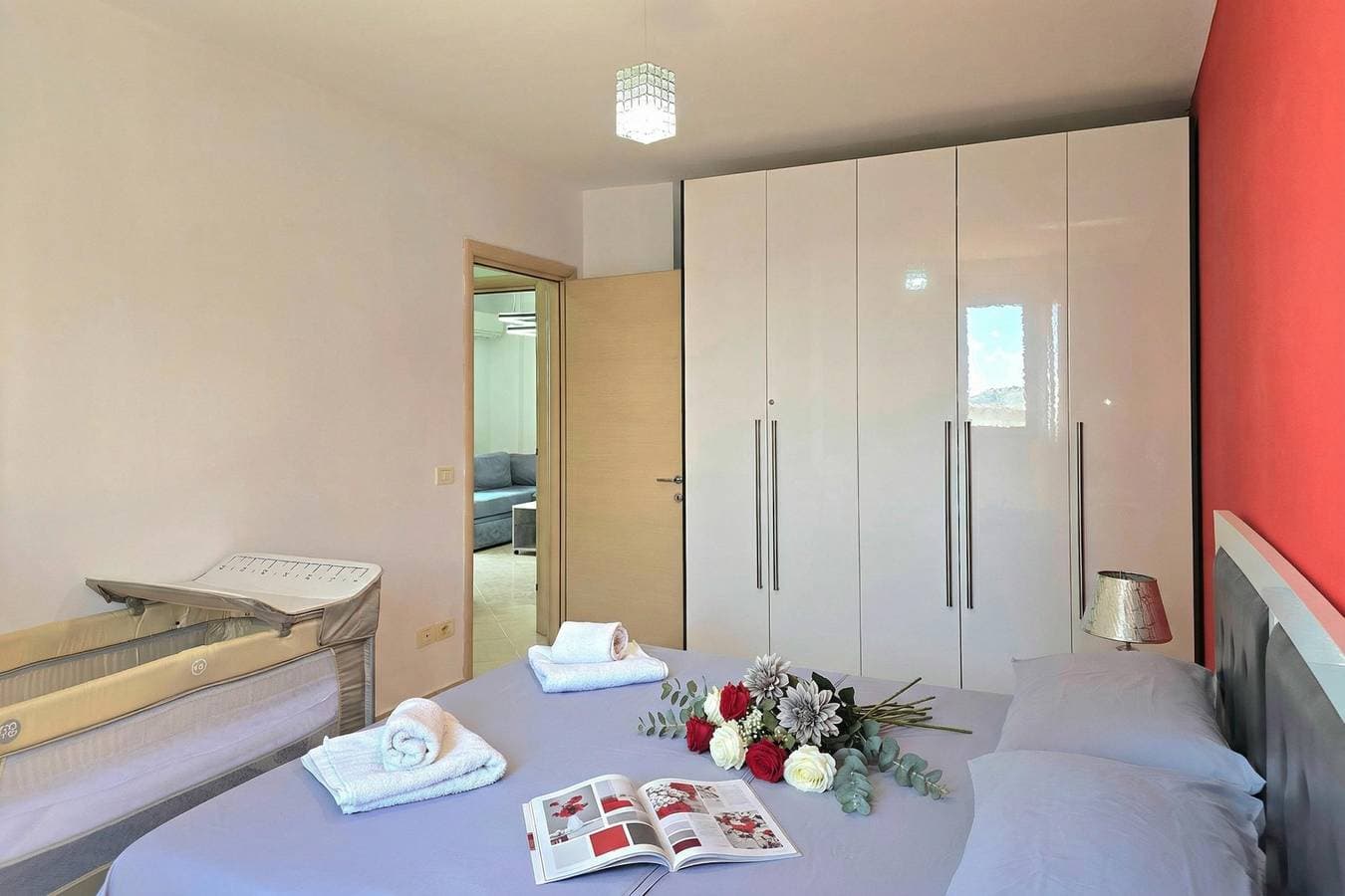 Foto 4 von 23: Sea View Holiday Apartment 073