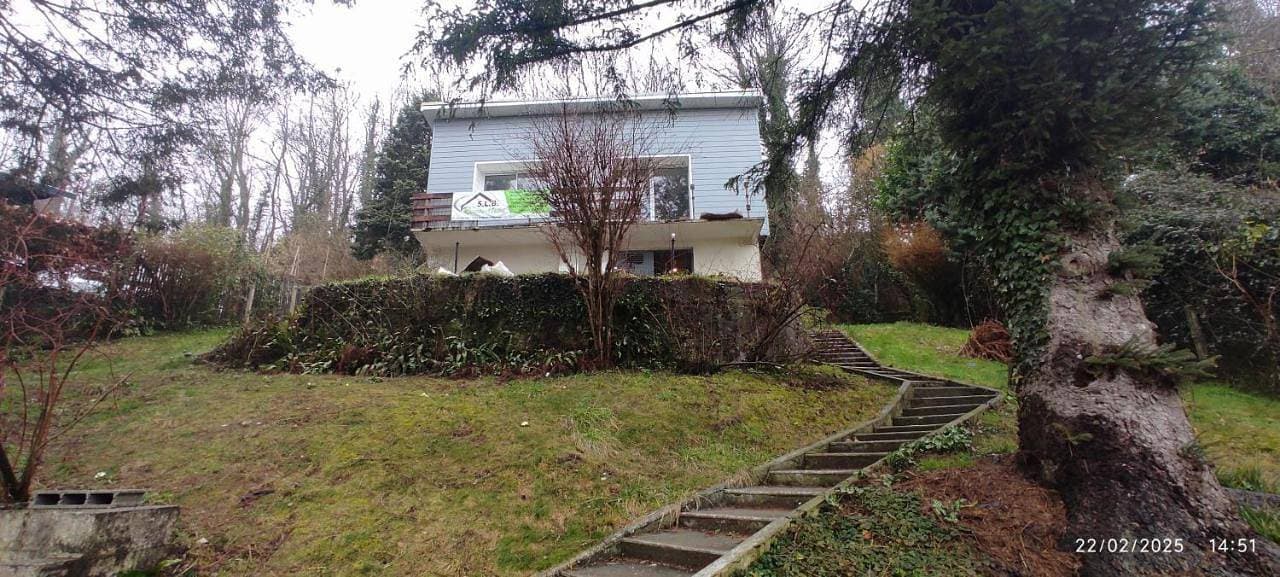 Foto 13 von 39: Three-Bedroom House