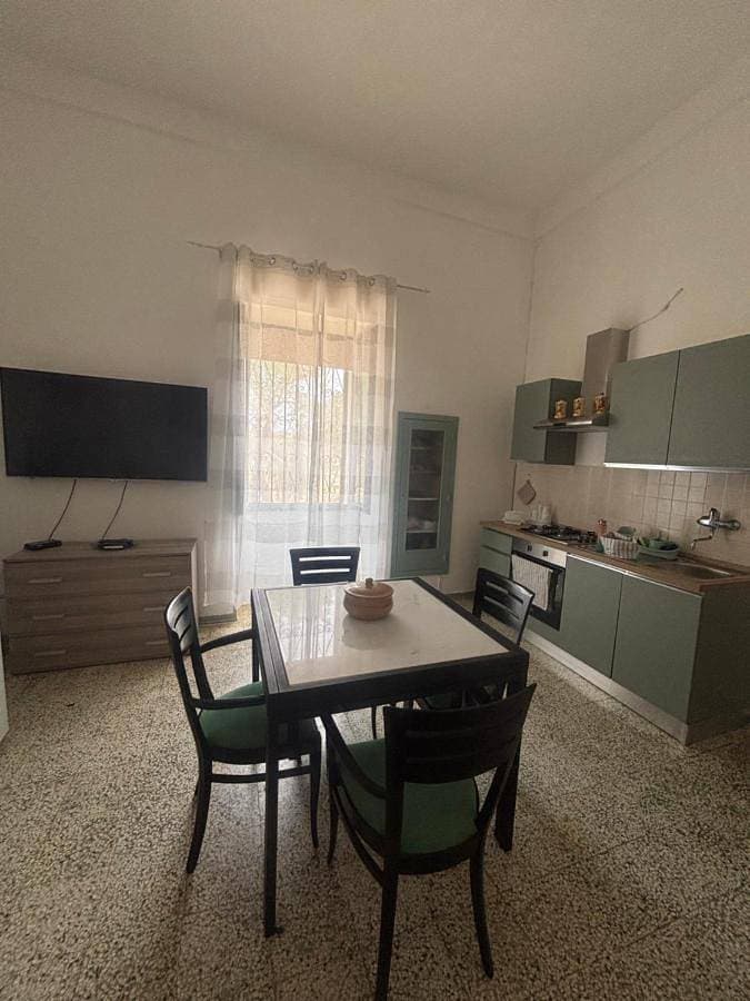 Foto 5 von 21: One-Bedroom Apartment
