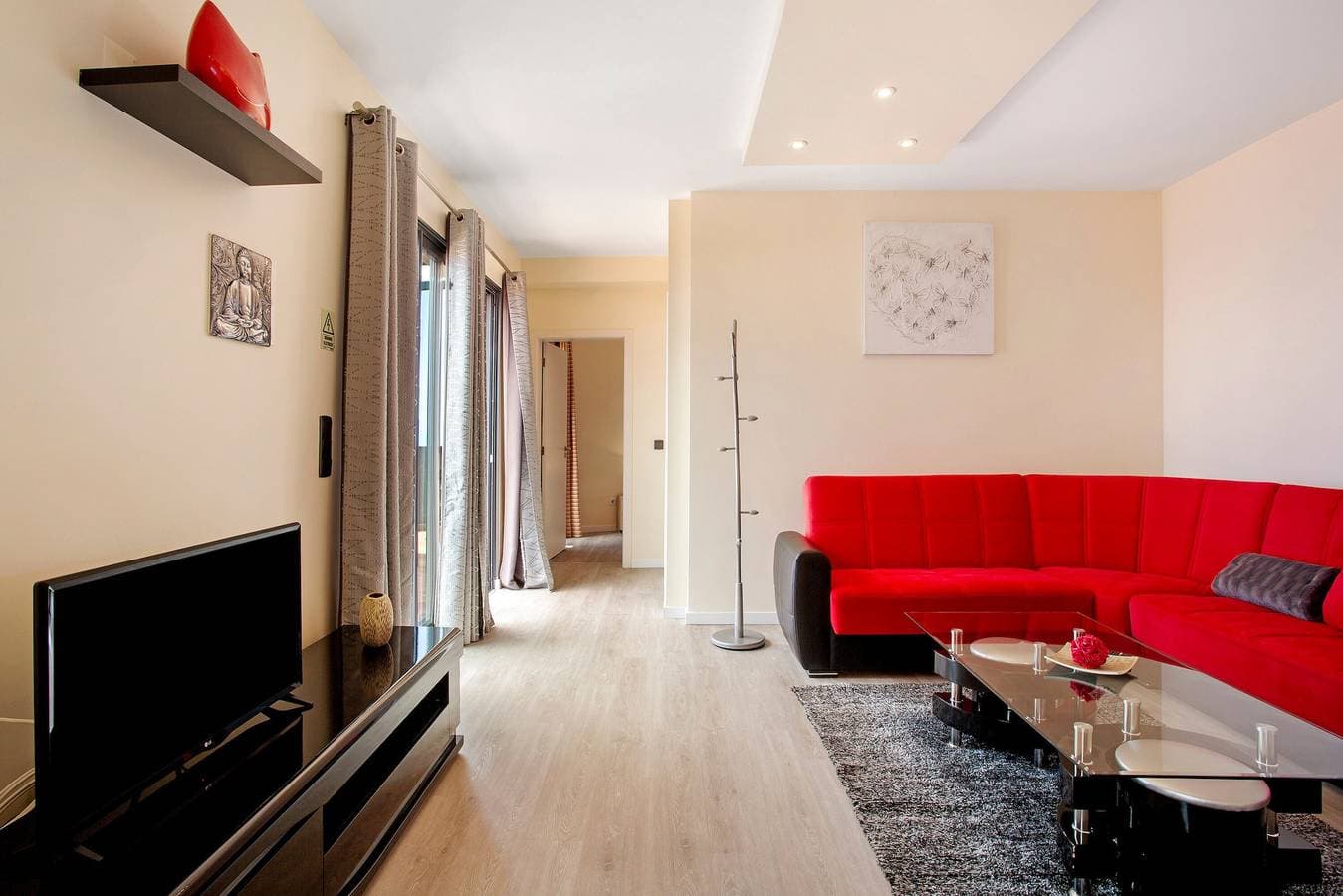Foto 5 von 24: Ferienwohnung 'Sunparadise' mit Privatterrasse, WLAN und Klimaanlage