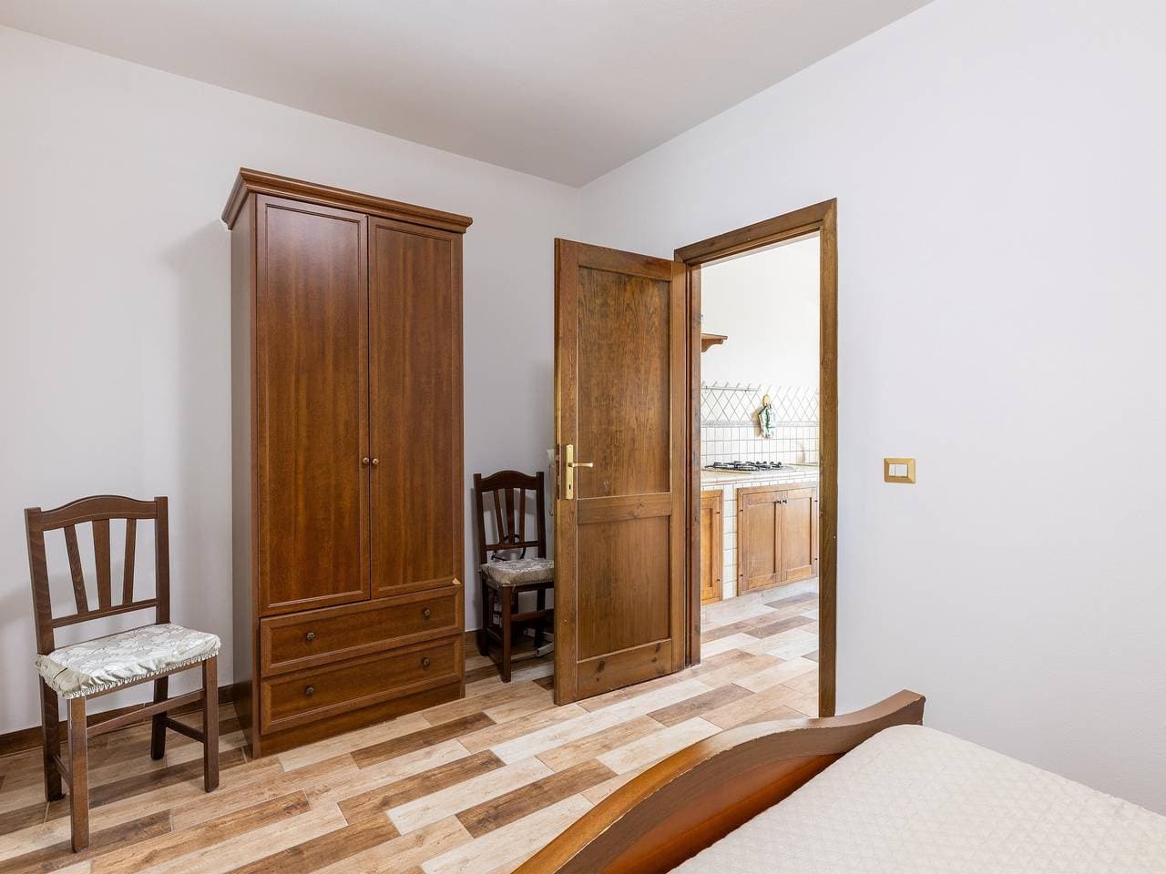 Foto 9 von 31: Wohnung mit Veranda und privatem Parkplatz