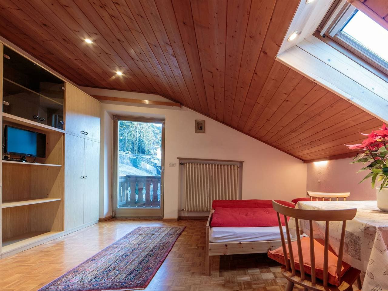 Foto 4 von 25: Mit privatem Balkon