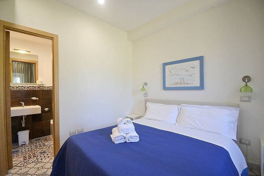 Foto 4 von 24: Villa Elicona B: A welcoming apartment situated in a central location, at a short distance from the Cathedral of Ravello, with Free Wi-Fi.