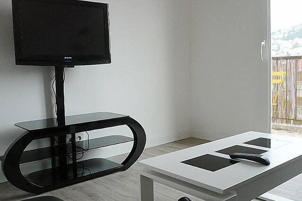 Foto 9 von 22: Schöne 2-Zimmer-Wohnung im Dachgeschoss mit Terrasse kleinen Sumpf von Nizza erneuert