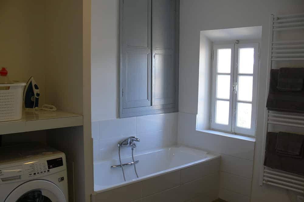 Foto 7 von 24: Le Mont Ventoux, Haus mit Pool auf einem Weinberg in der Drome Provençale