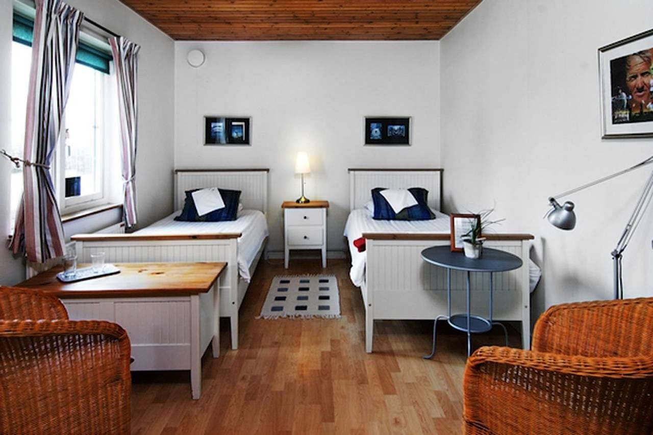 Foto 4 von 7: Economy Double Room