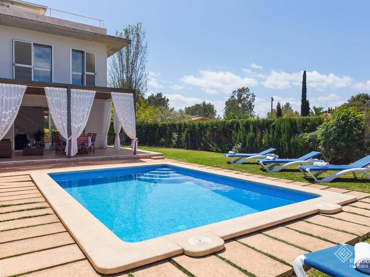 Vaumera F - Schöne Villa mit privatem Pool 1