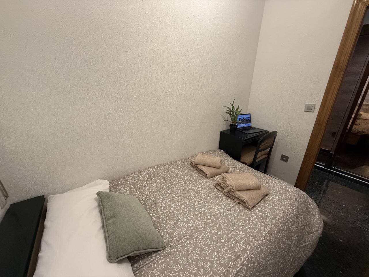 Foto 10 von 35: Ferienwohnung für 4 Personen mit Balkon/Terrasse