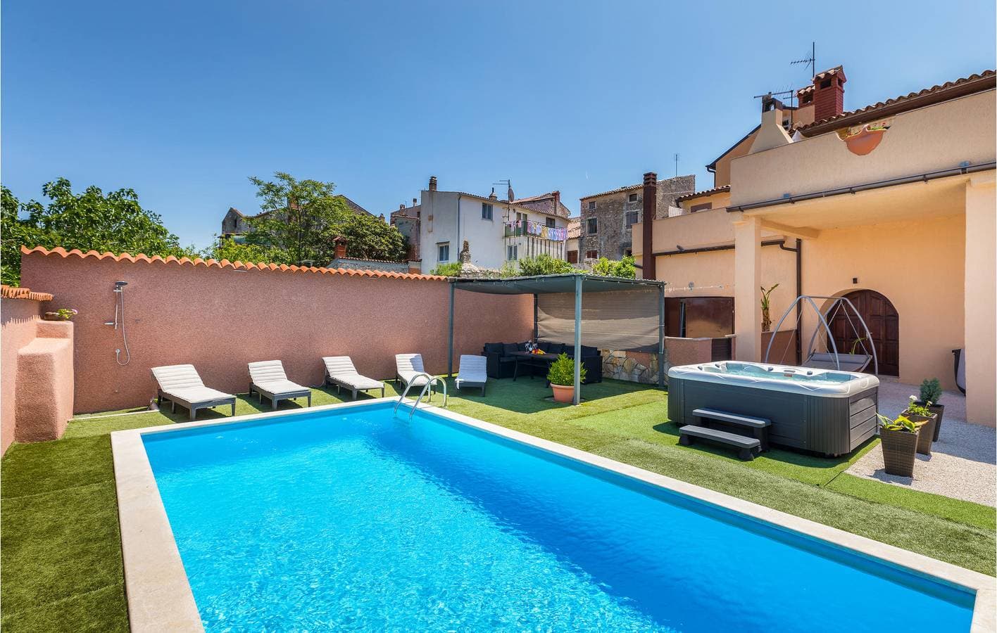 Charmante 2-Zimmer-Wohnung in Vodnjan mit Pool und Terrasse, 300 m vom Stadtzentrum entfernt 1