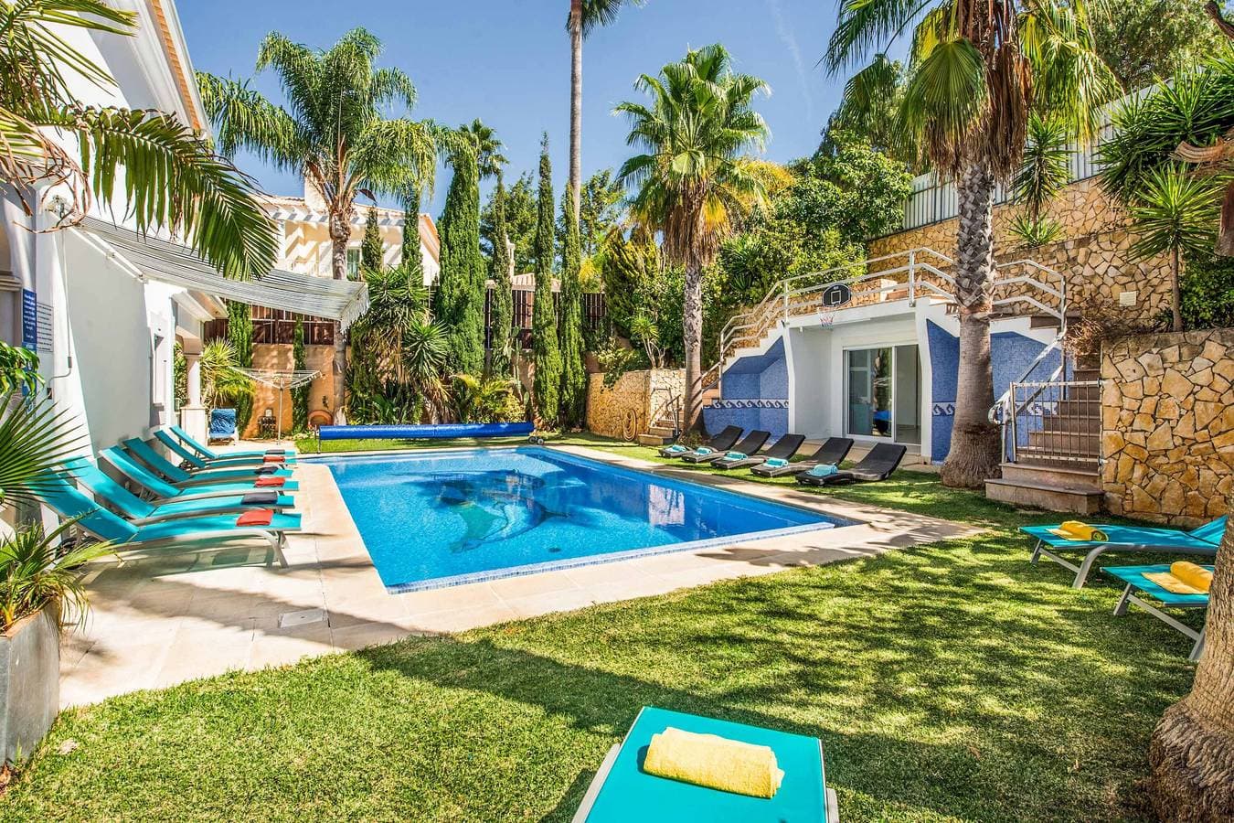 Foto 6 von 60: Villa für 16 Personen mit Garten