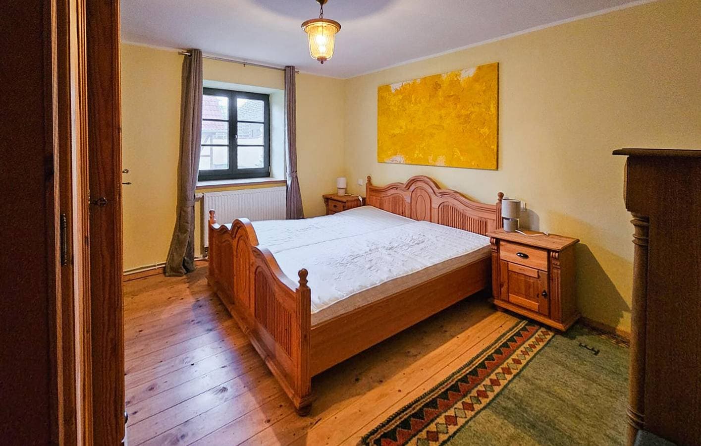 Foto 13 von 19: Geräumige 175 m² große Wohnung mit WLAN, Fernseher und Küchenausstattung