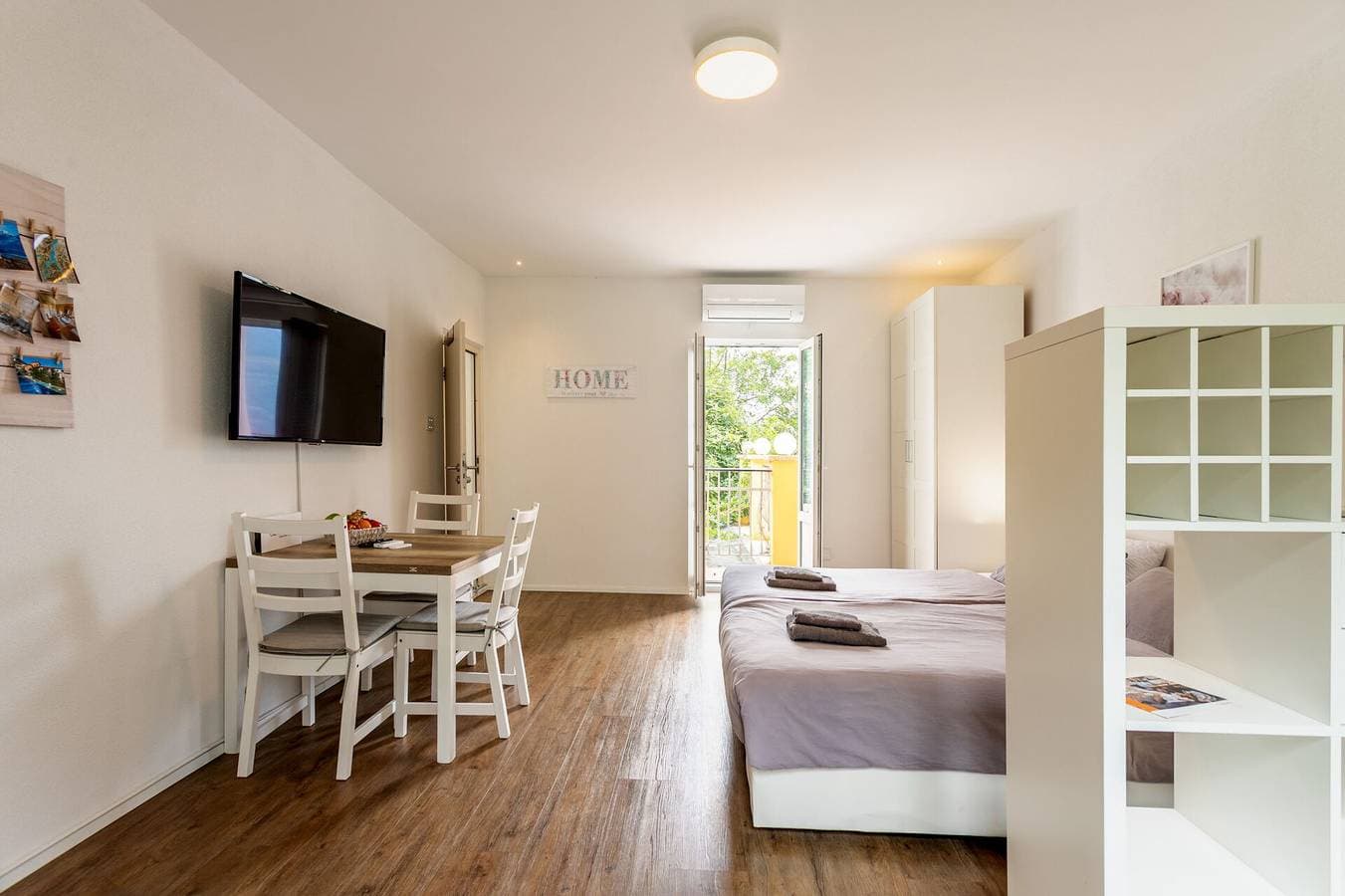 Foto 4 von 24: Ferienwohnung für 2 Personen mit Seeblick