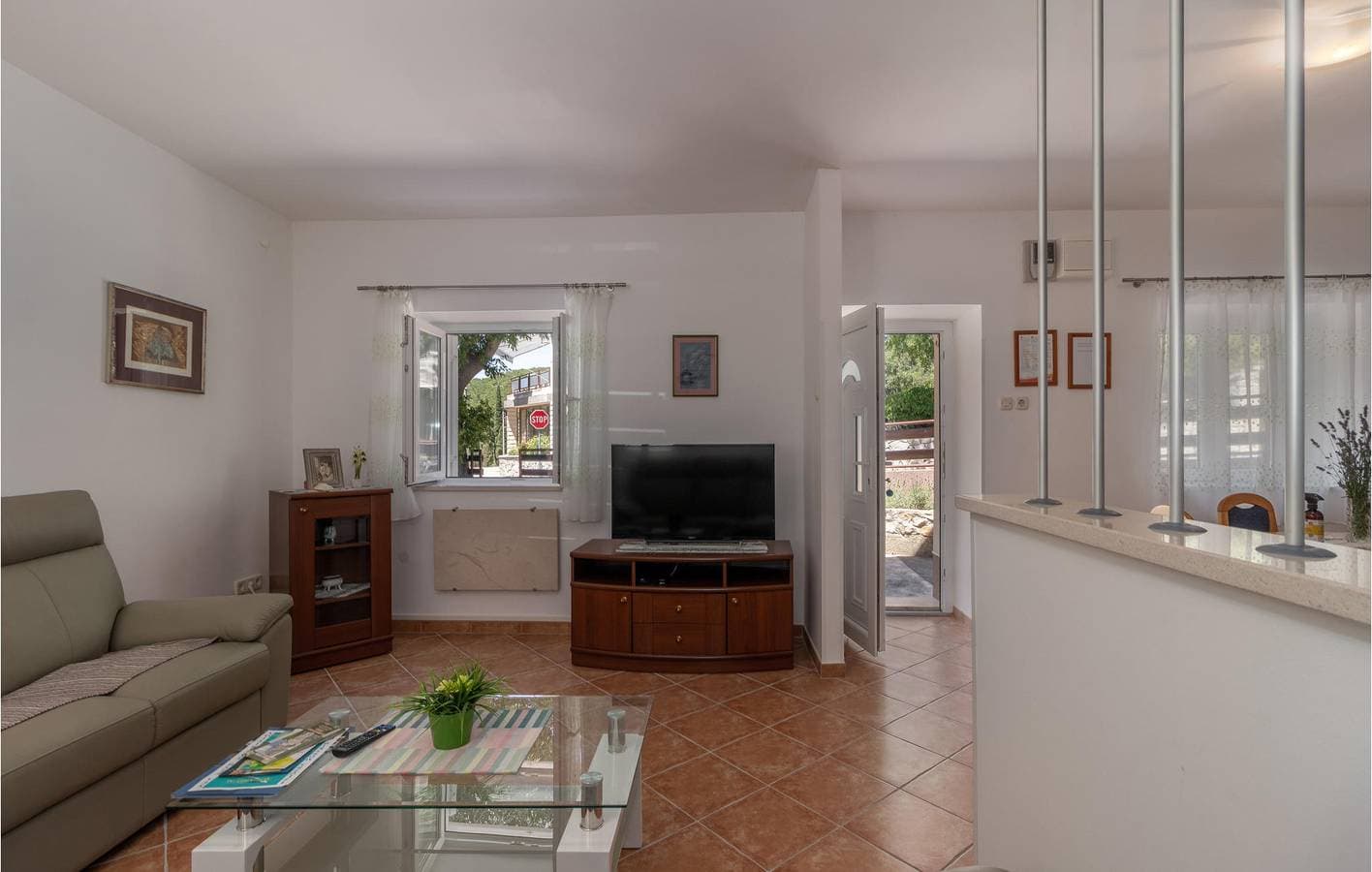 Foto 7 von 22: Gemütliche 1-Zimmer-Wohnung mit Terrasse, in der Nähe der Küste und des Stadtzentrums