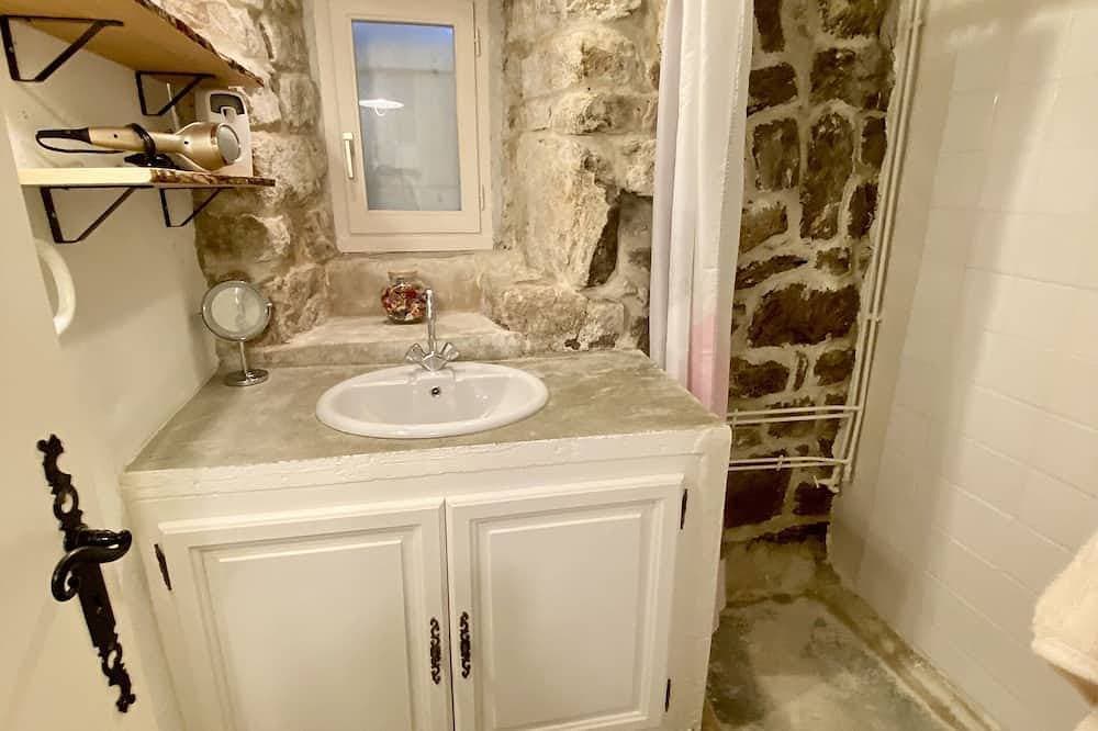 Foto 4 von 30: Ferme Cosy 15p sur la Montagne Ardéchoise, Salle de Réception