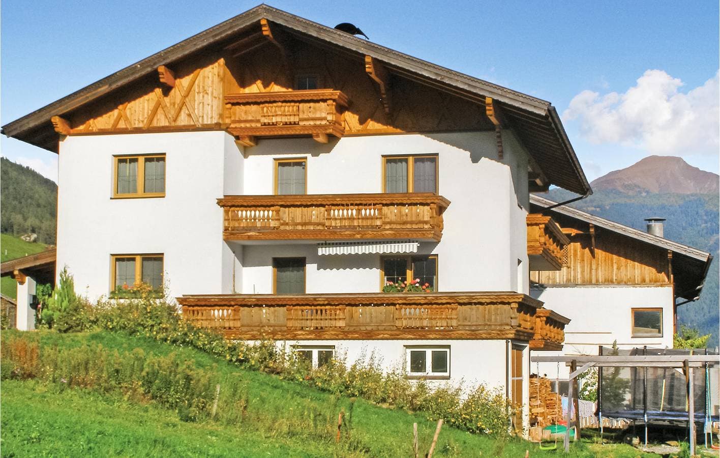Foto 2 von 20: Wohnung mit Bergblick, Parkplatz und Terrasse