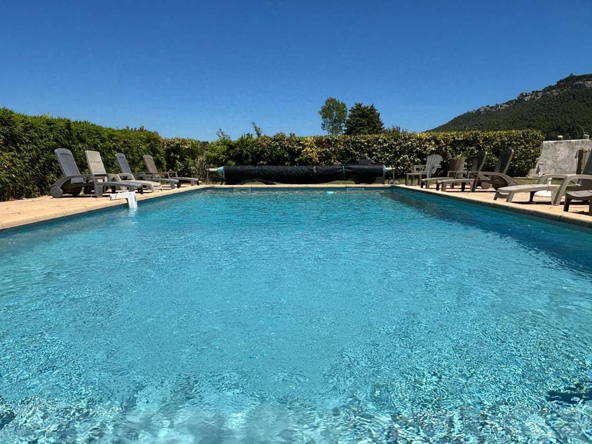 Appart. 4 pers a 6 Kms de Cassis avec acces piscine 1