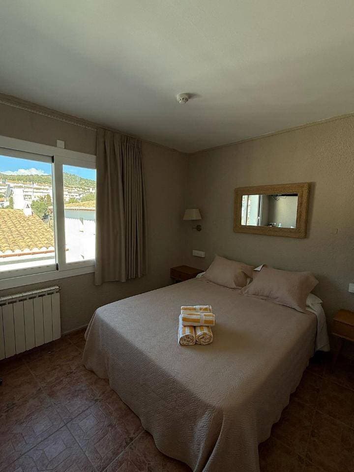 Foto 12 von 17: Double Room with Private Bathroom
