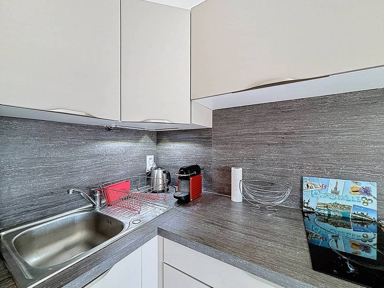 Foto 6 von 14: Hübsches Studio mit Terrasse und Parkplatz nahe Strand