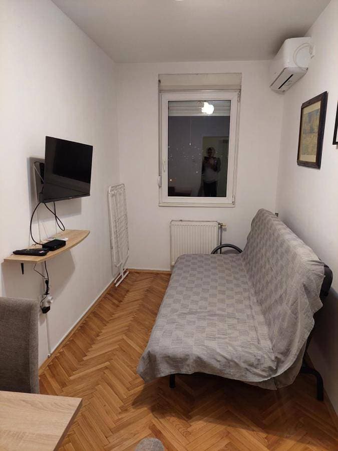 Foto 3 von 32: One-Bedroom Apartment