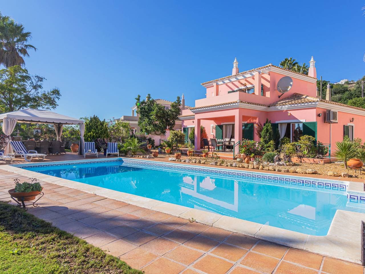 8 km von Loulé: Sehr gemütliche, komfortable Villa Villa Rosa 1