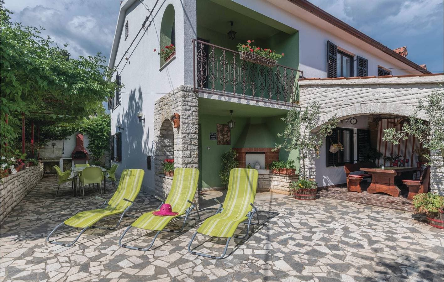 Foto 4 von 43: Modernes Apartment mit Terrasse, WLAN und Parkplatz in der Nähe von Manjadvorci