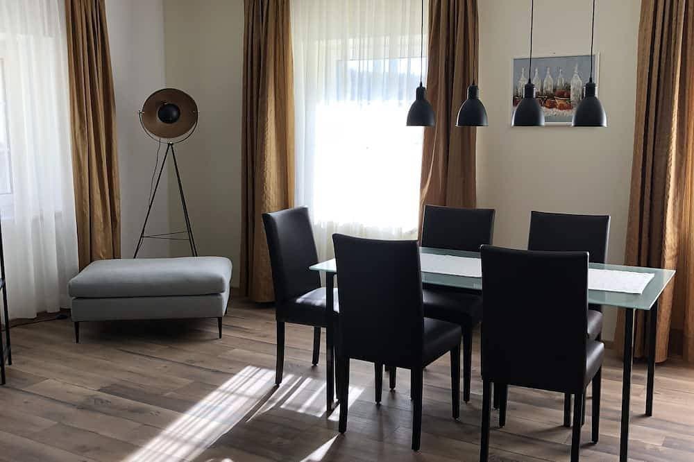 Foto 7 von 15: Direkt an der Schweizer Grenze wunderschöne große Wohnung