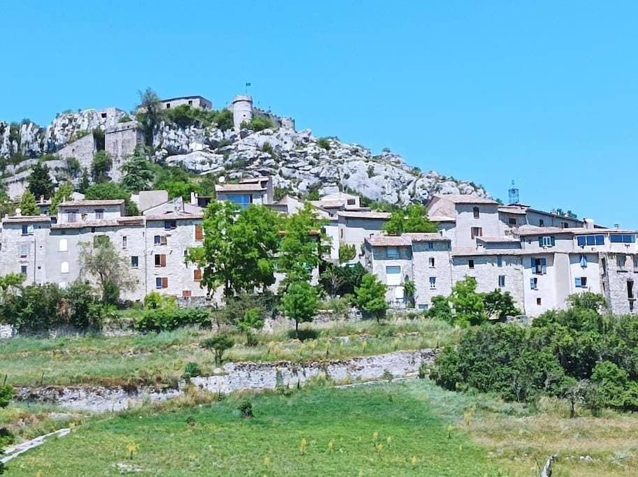 Maison de caractère en pierre 1