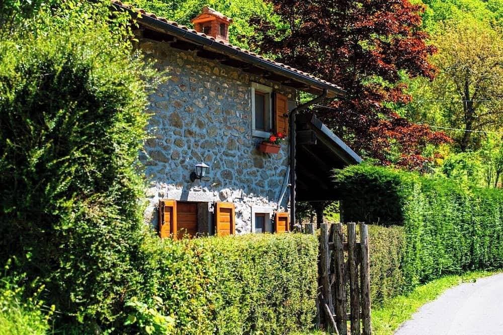 Chalet “Casa Prima” at Orecchiella Park in the Unesco Mab Reserve in Garfagnana 1