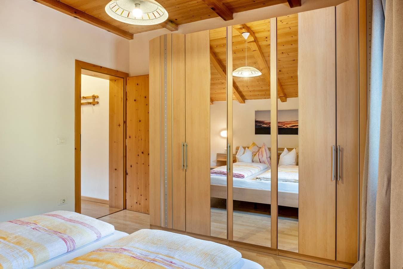Foto 8 von 19: Ferienwohnung "Oberpatiglhof - Anna" mit Bergblick, Gemeinschaftsterrasse & WLAN