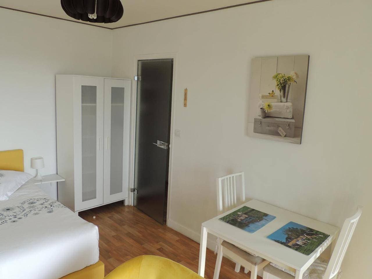 Foto 6 von 25: One-Bedroom Apartment