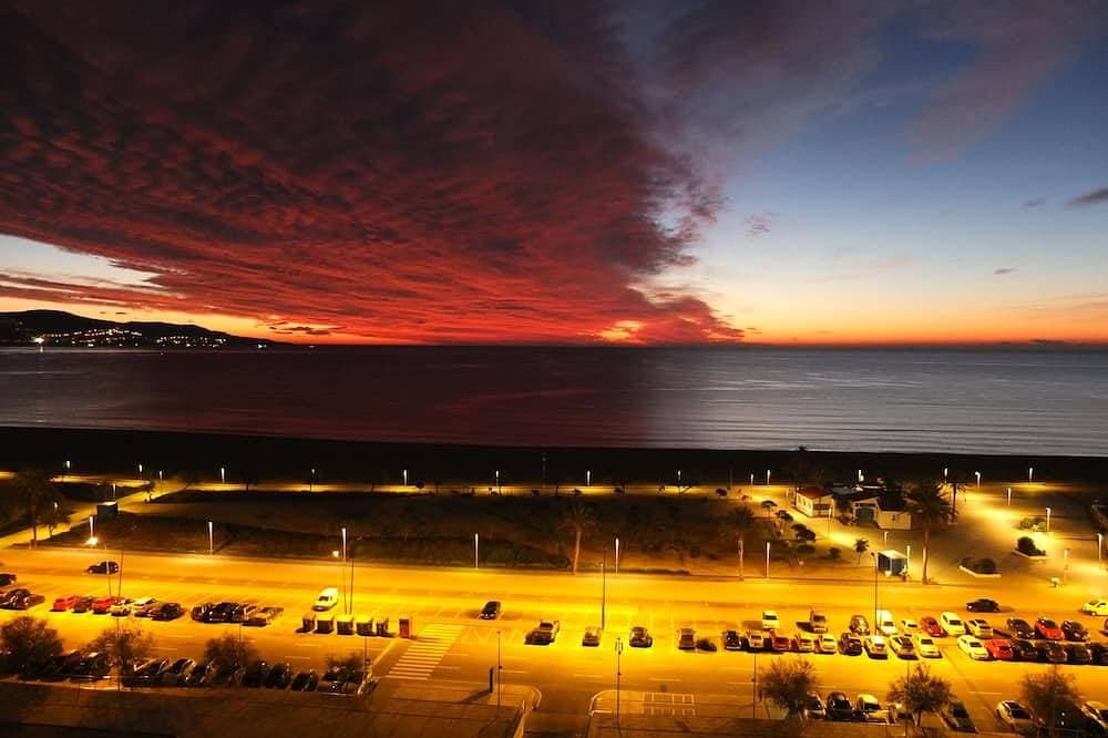 Foto 13 von 16: Comfortable flat in EmpuriaBrava by the strand with a stunning view on the bay.