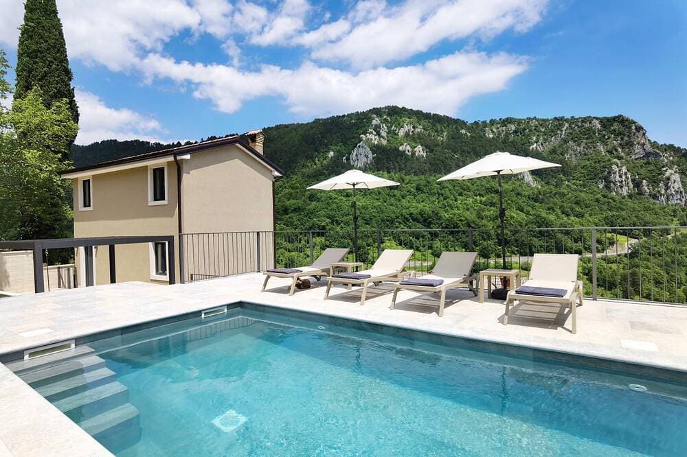 Luxusvilla mit Meerblick und Ruhe – am Rande des Naturparks Ucka 1