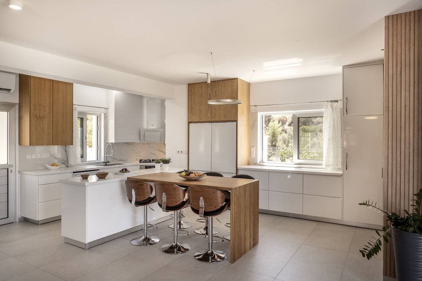 Foto 4 von 79: Villa für 8 Personen mit Ausblick