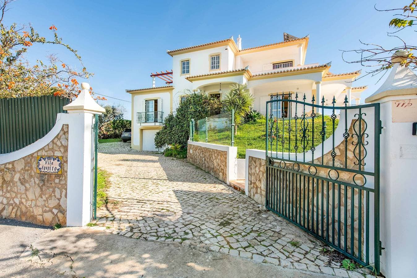 Foto 12 von 37: Villa für 8 Personen mit Terrasse