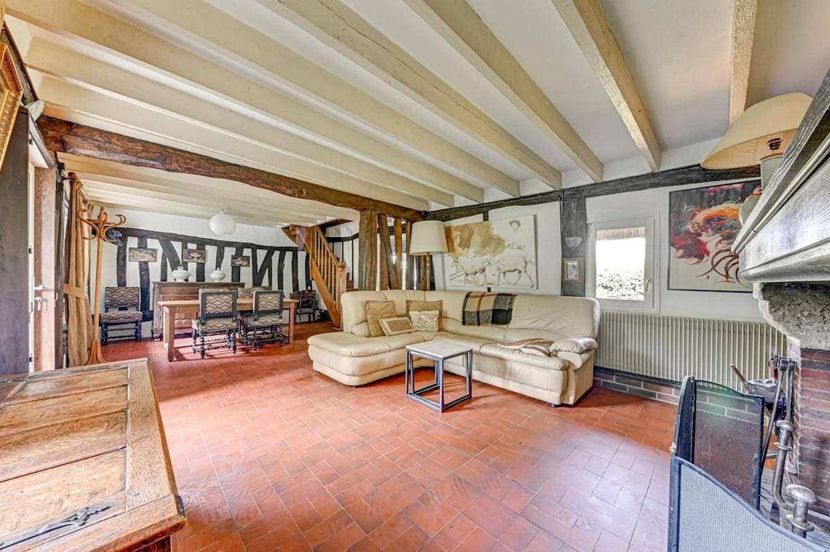 Foto 4 von 31: Three-Bedroom House