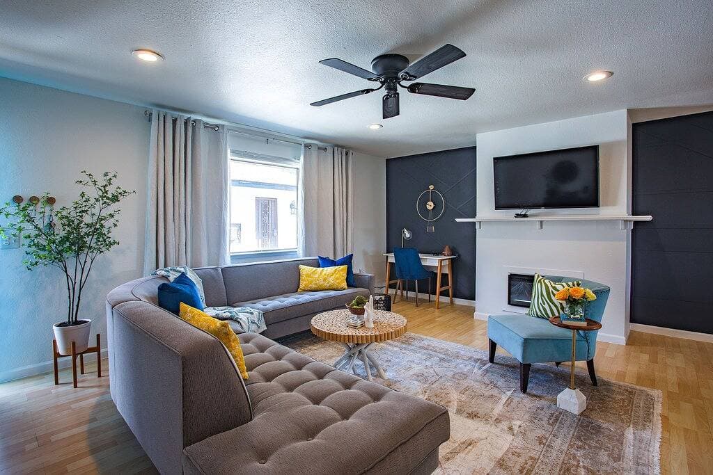 Foto 4 von 31: Stylish♡ fully renovated 1.5 hr from Yosemite