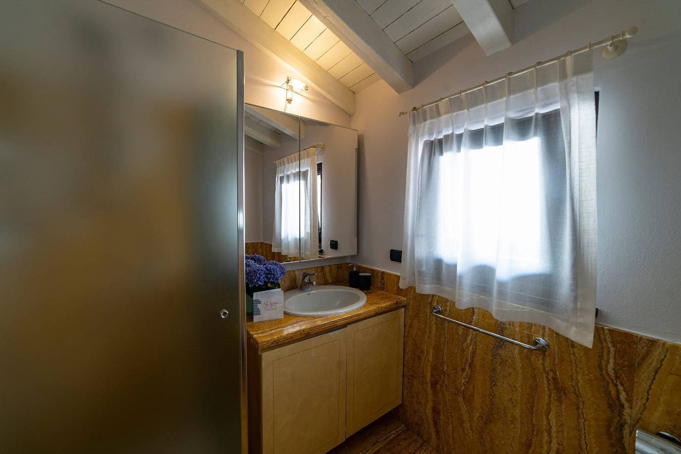 Foto 9 von 54: Villa für 8 Personen mit Garten