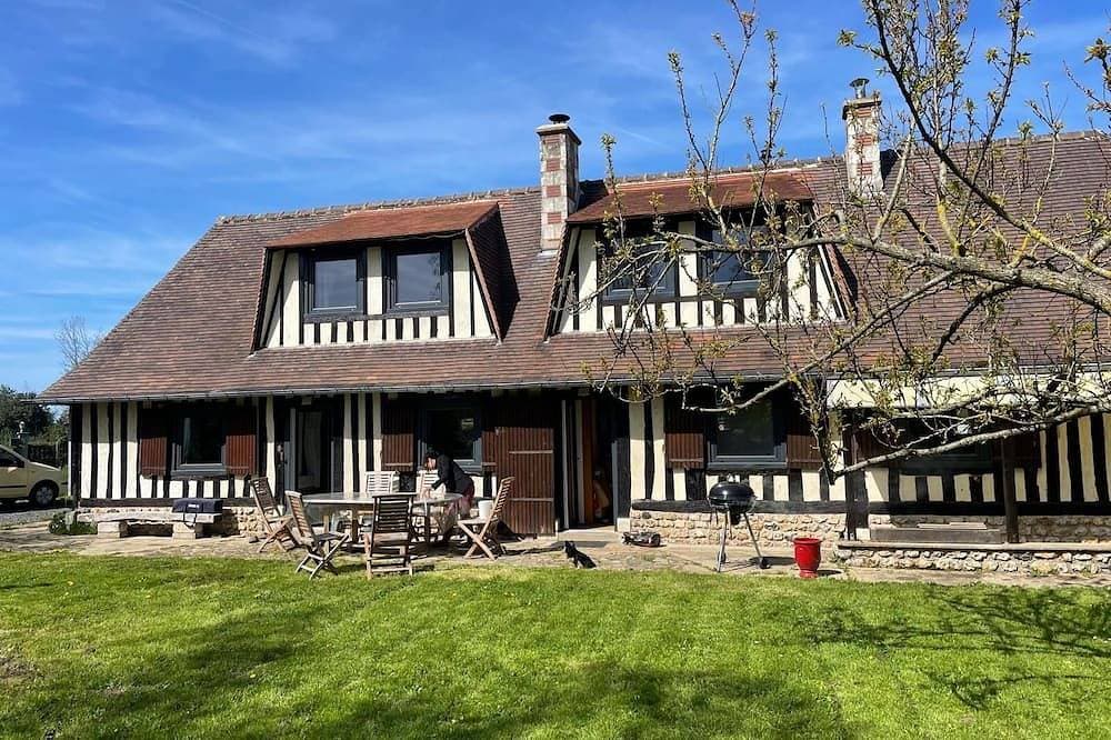 Authentic Normandy farmhouse near a Seine nature reserve 1