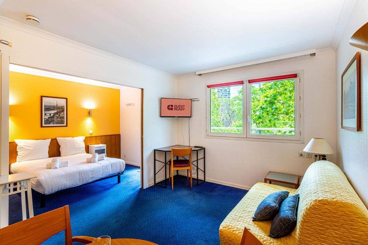 GuestReady - Comfortable stay with a balcony 1