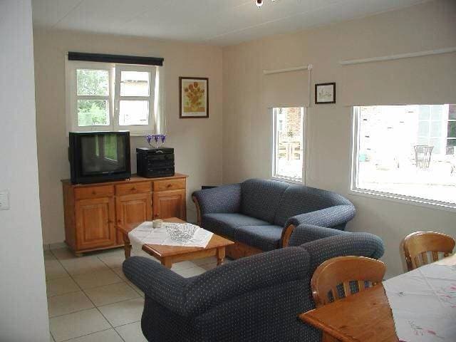 Foto 4 von 8: Two-Bedroom House