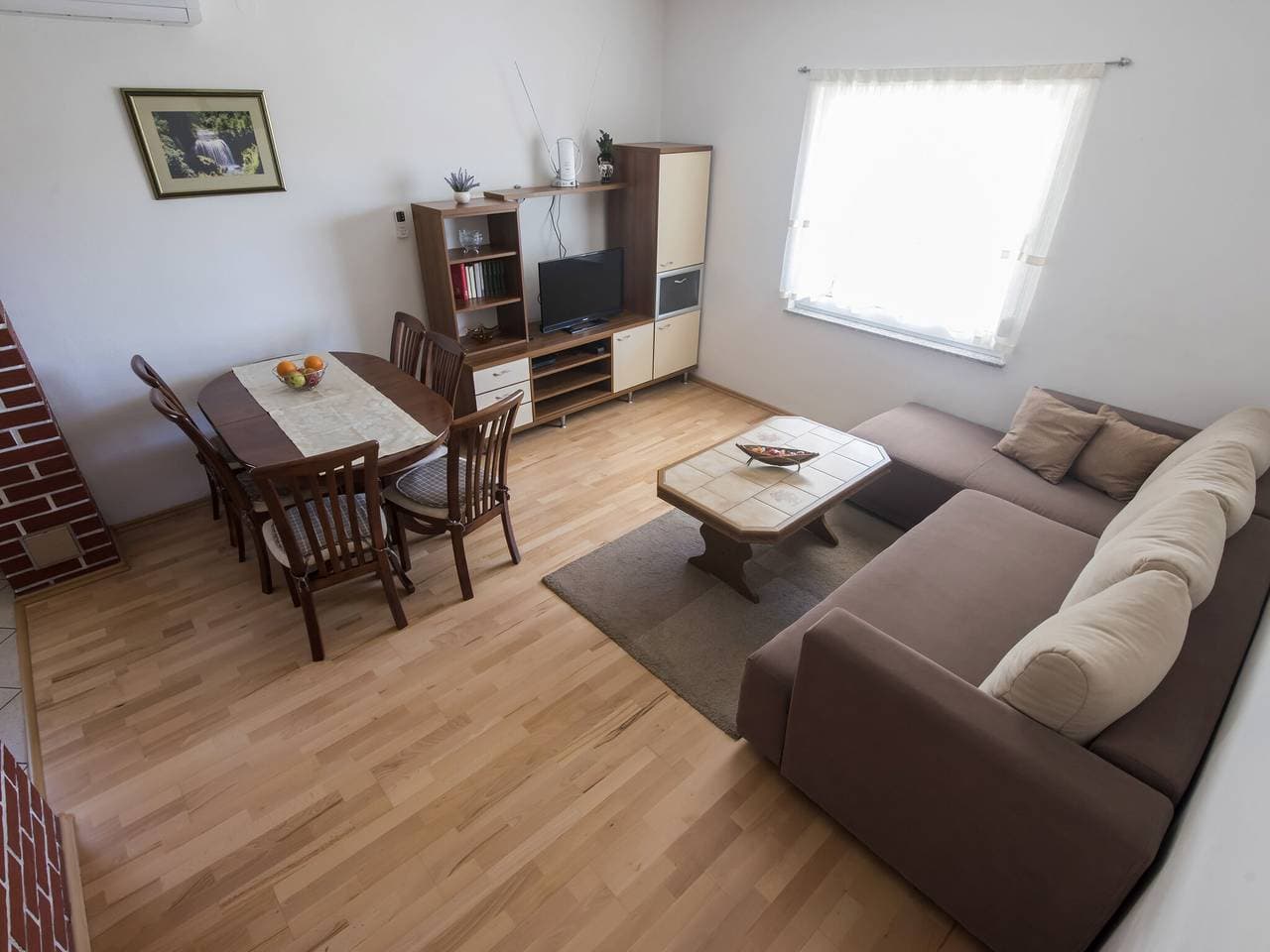 Foto 2 von 40: Wohnung in Starigrad nahe Paklenica Park