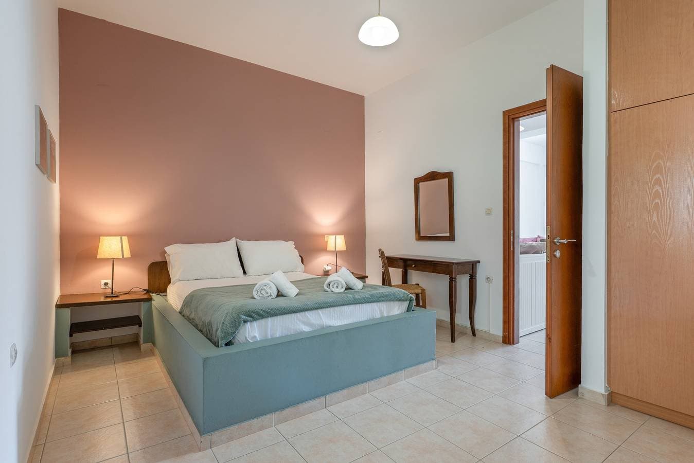 Foto 7 von 22: Ferienwohnung "Kallithea" mit Meerblick, 2 Gemeinschaftsterrassen und WLAN