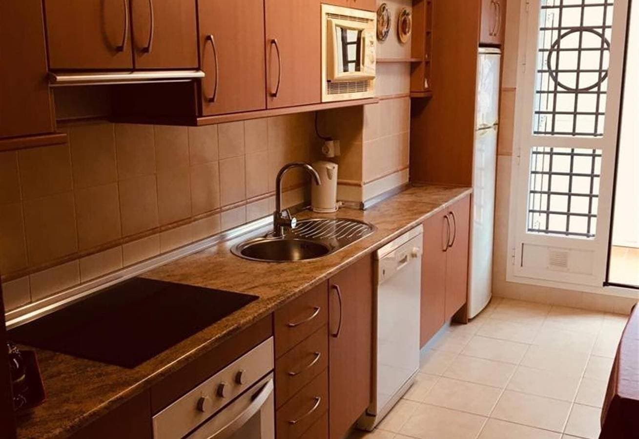 Foto 9 von 28: "Lux Apartm Beauvivir" mit Gemeinschaftspool, Garten und eigener Terrasse