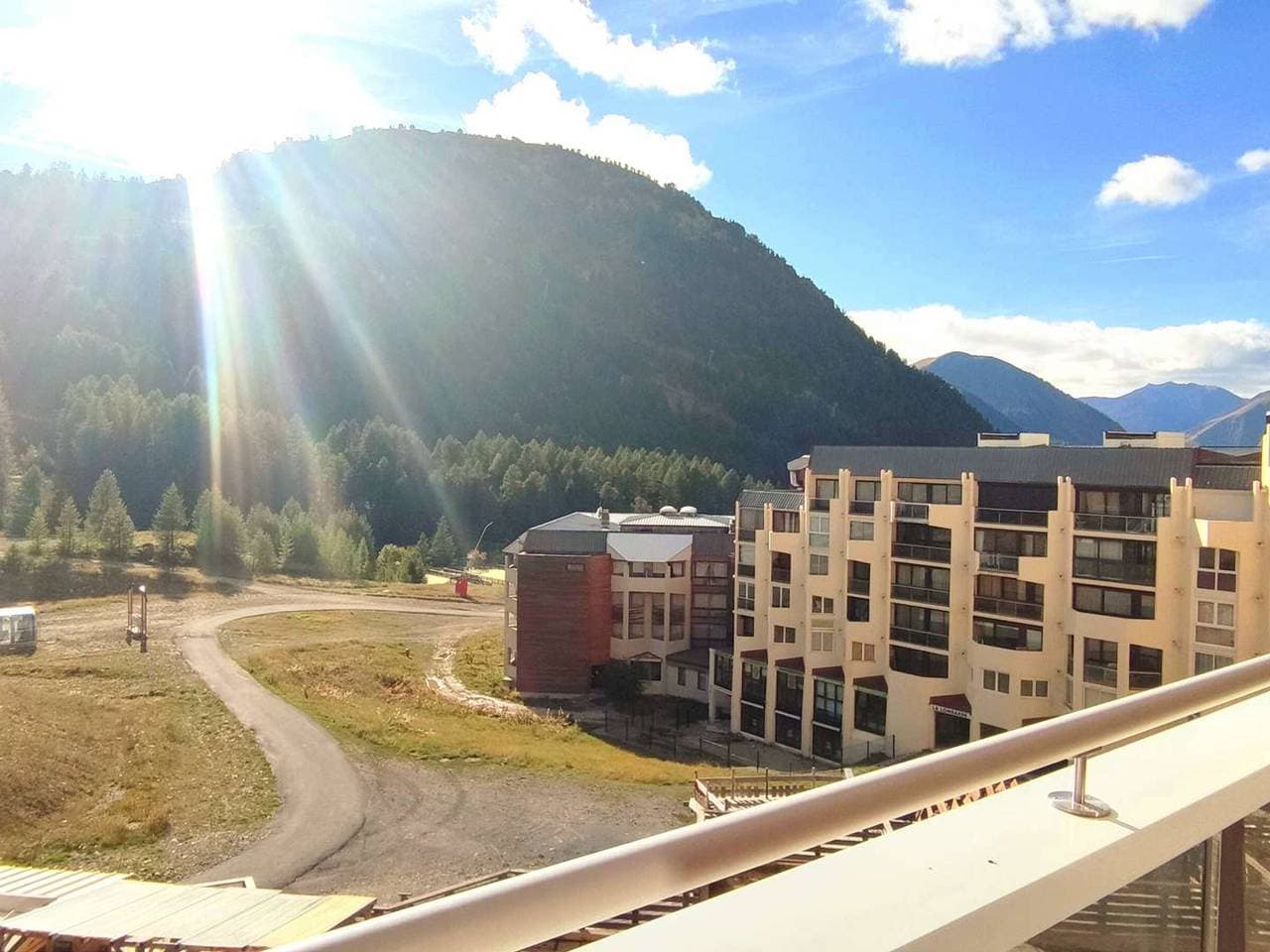 Foto 10 von 13: Gemütliche Wohnung direkt an der Piste mit großem Balkon in Isola 2000