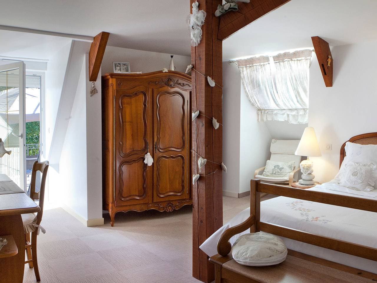 Foto 3 von 25: Gemütliches Zimmer mit Terrasse in Nuits-Saint-Georges