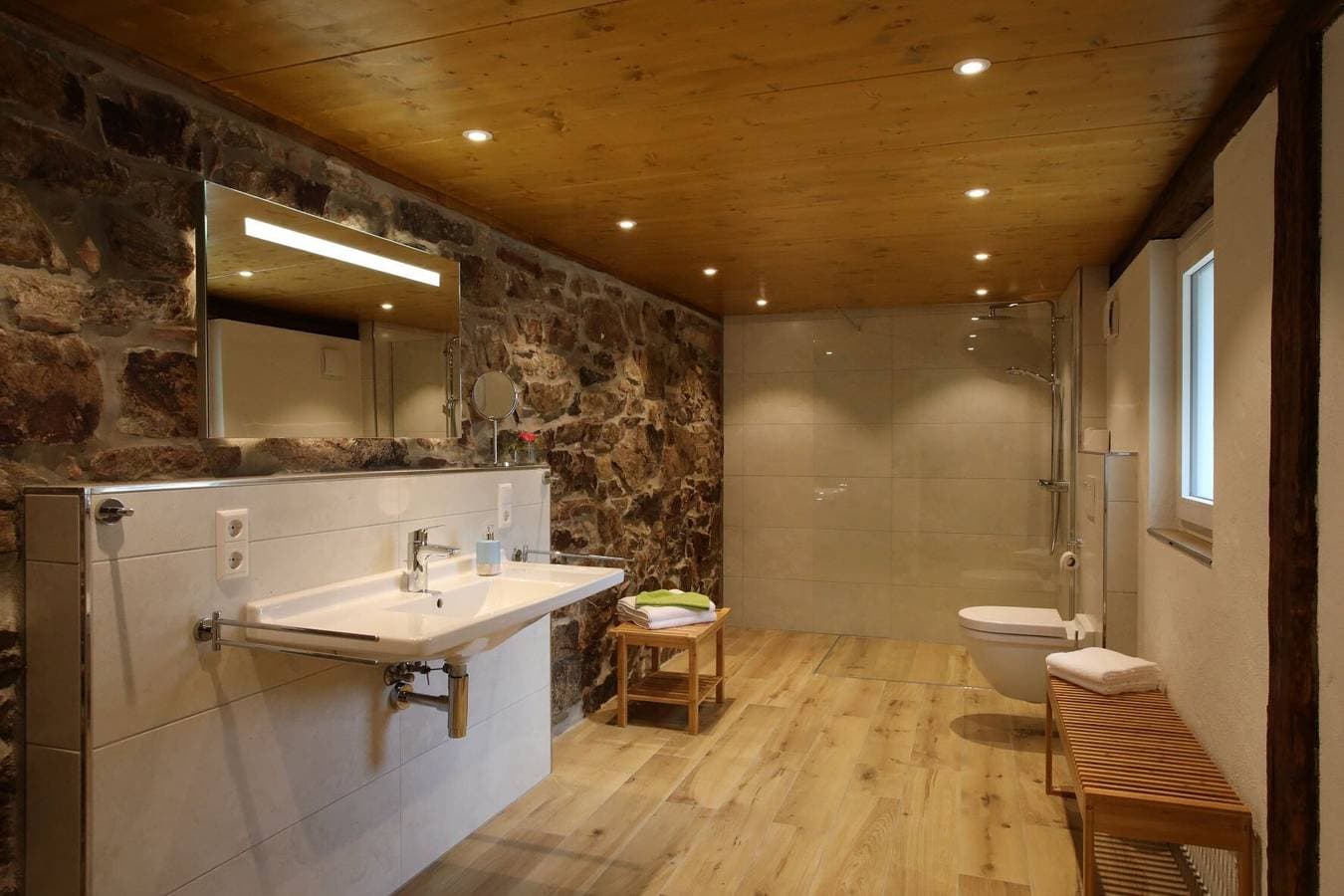 Foto 7 von 19: Gemütliches Schwarzwald-Studio "Brennhäusle" (52 qm) – WLAN & Parkplatz gratis, stadtnah