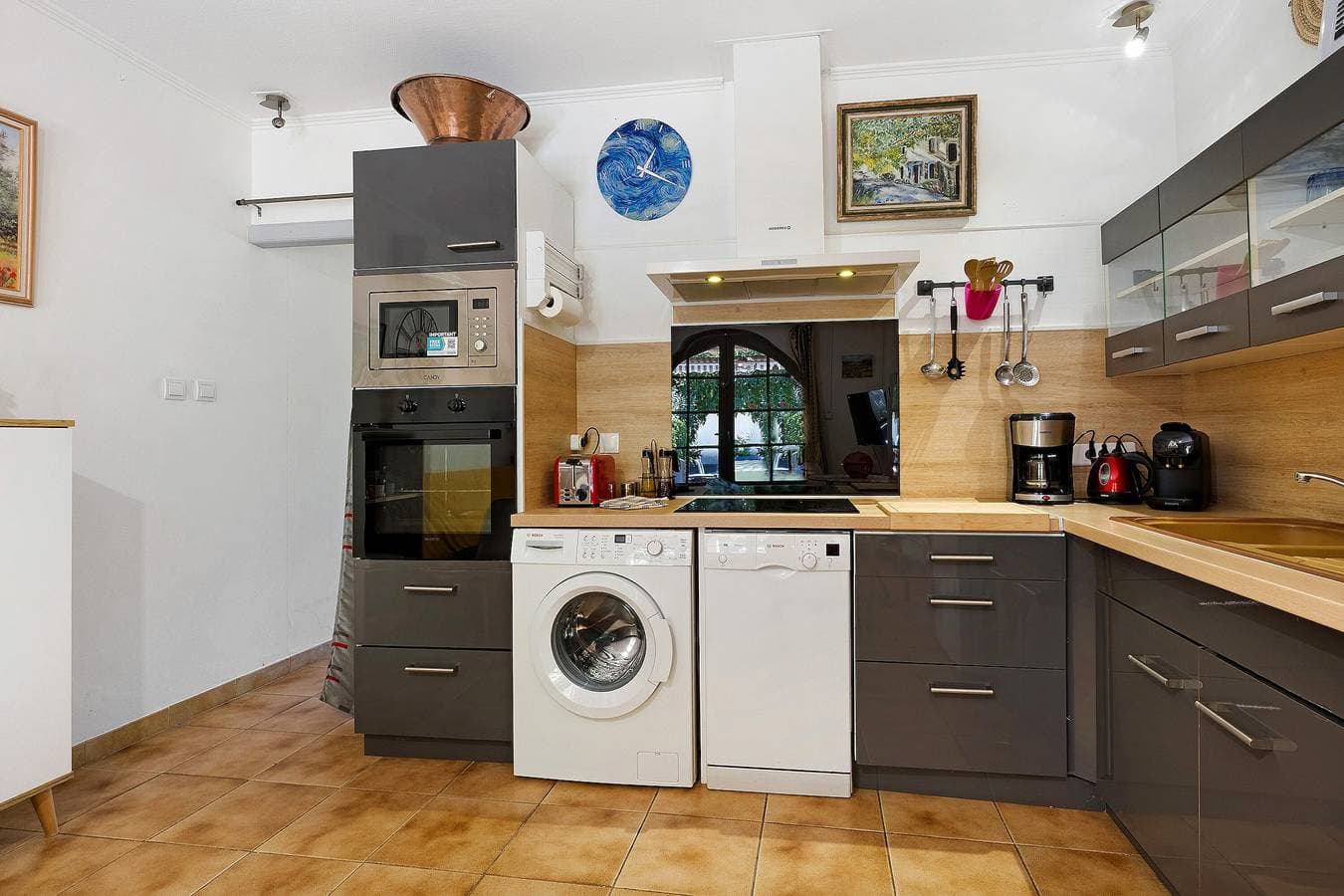 Foto 5 von 22: Ferienhaus "Gite L'Embellido" mit privater Terrasse, WLAN und Klimaanlage